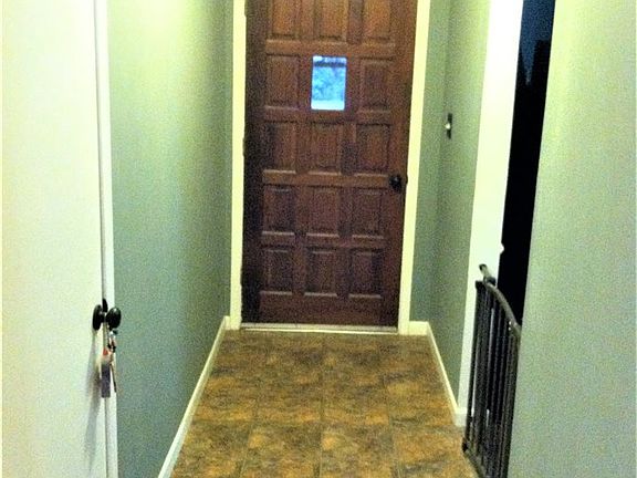 2nd image of 507 Shady Oak St