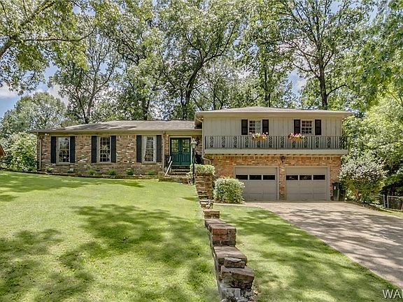 3rd image of 3477 Arcadia Dr
