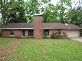 2611 W Azalea Dr, Tyler, TX 75701