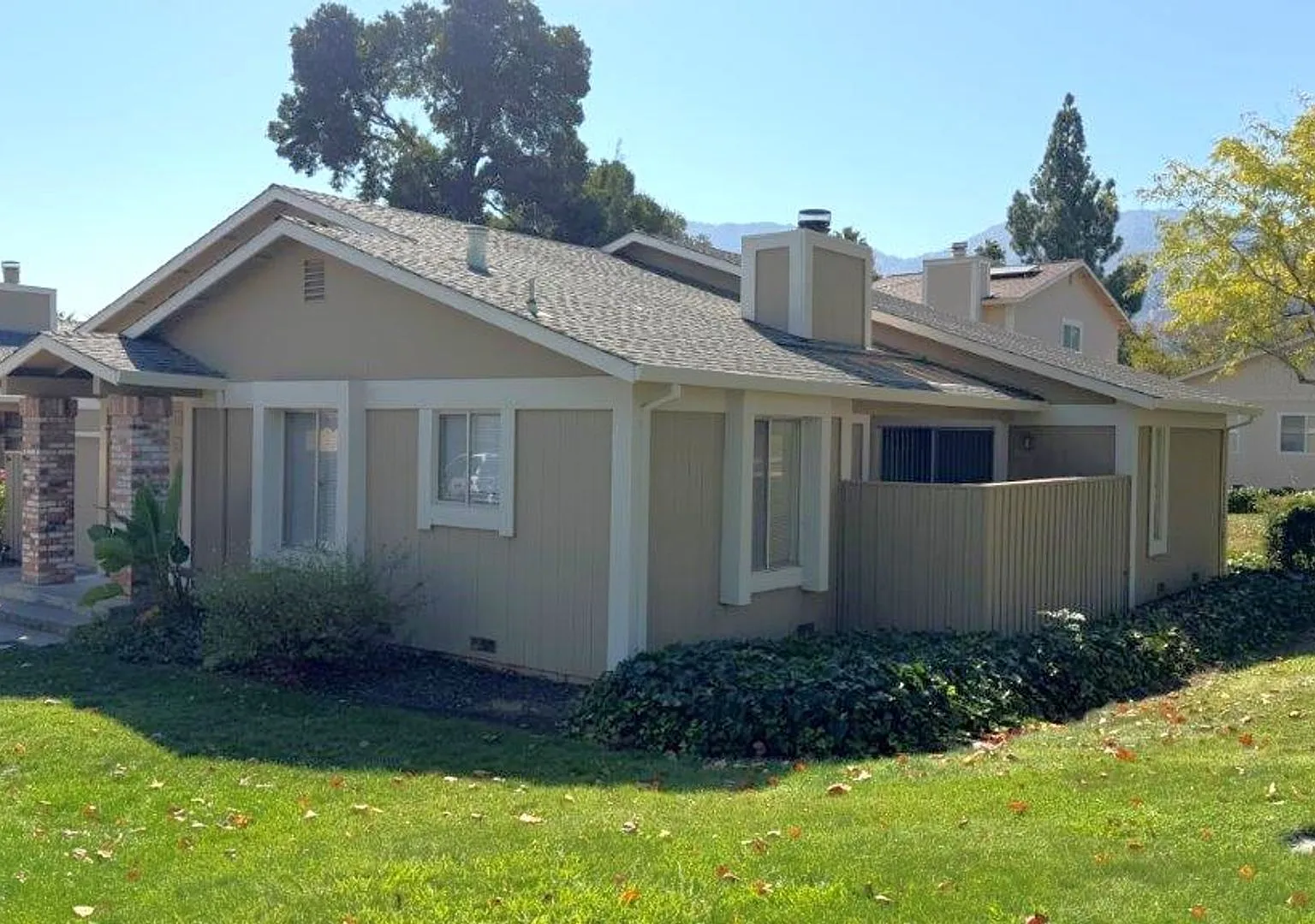 Clayton Dana Ridge! Single family home , New modern kitchen, Fresh paint coming, new vinyl plank ... — Photo 2