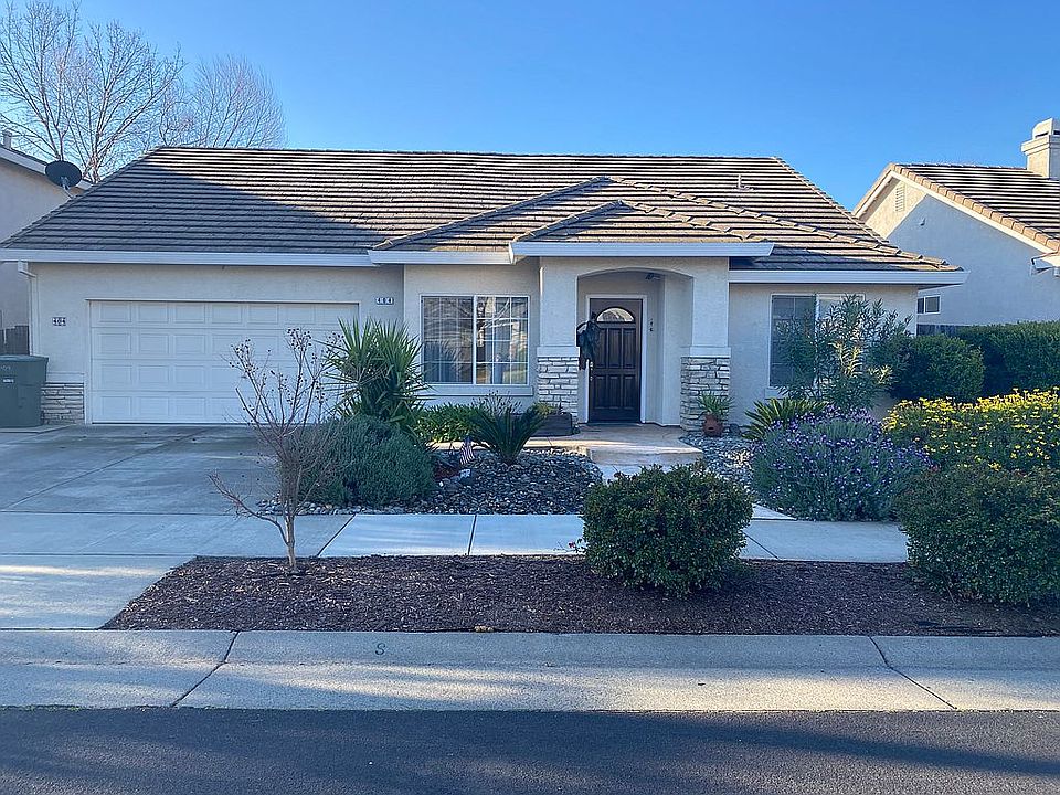 1st image of 404 Avila Dr