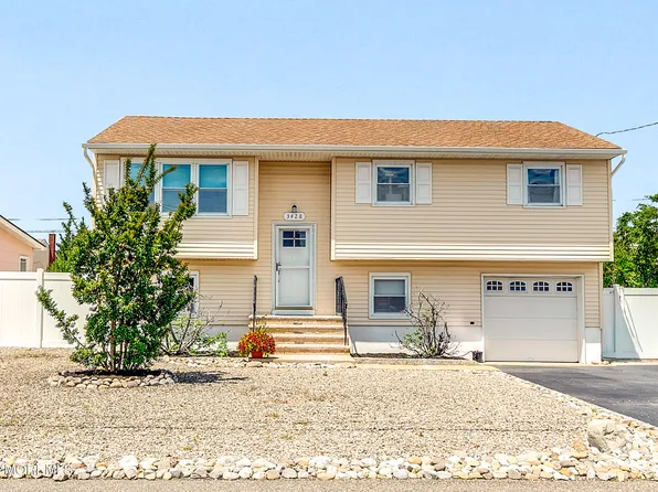 3428 Bergen Avenue, Toms River, NJ 08753