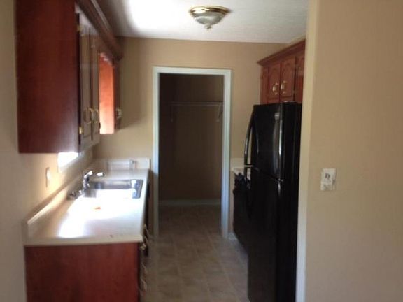 3rd image of 177 Monarch Ln
