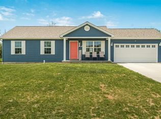 211 Jonas Lane Ct, Winfield, MO 63389