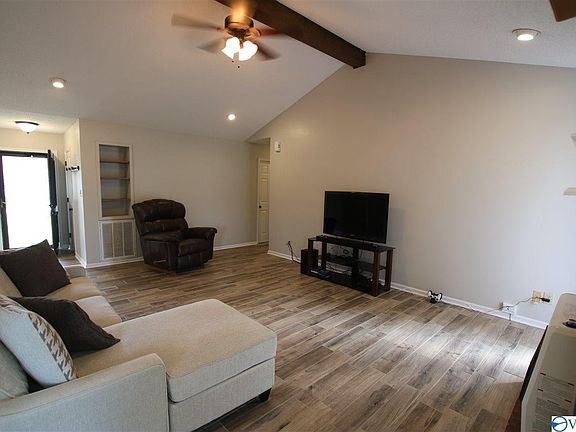 4th image of 114 Brookview Dr