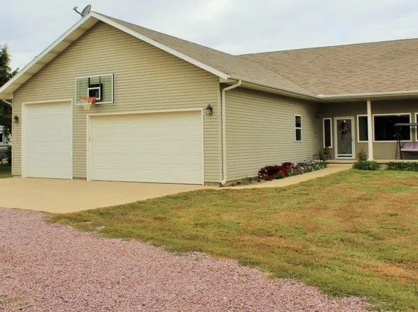 48226 332nd St, Jefferson, SD 57038