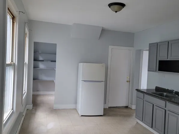 251 Willow St #2, Waterbury, CT 06710