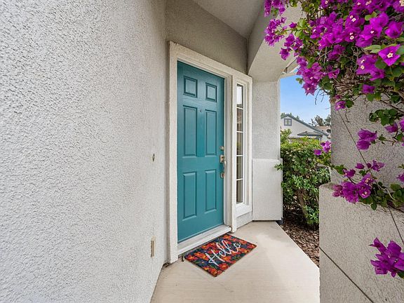 5th image of 935 Bridgeport Way