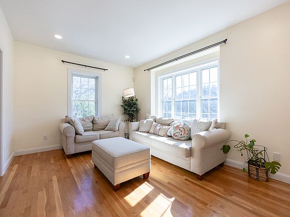 2nd image of 153 Water St