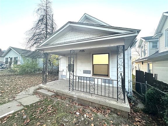 4th image of 1408 Oakley Ave