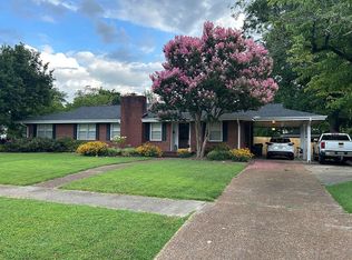 1005 5th St, Tuscumbia, AL 35674