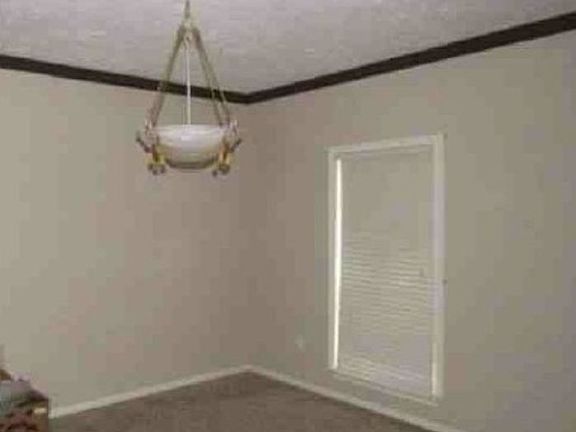 Formal Dining