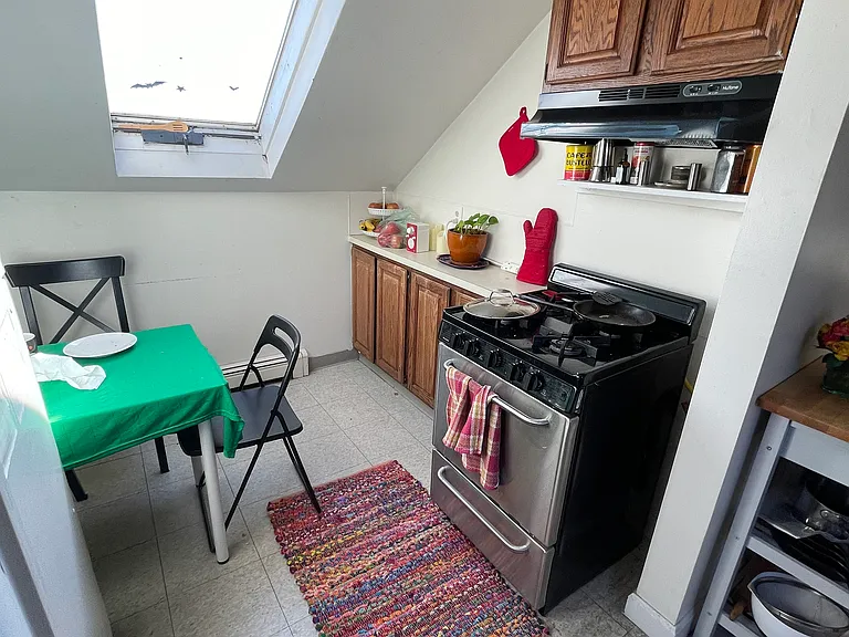 378 Benefit St #7 — Photo 3