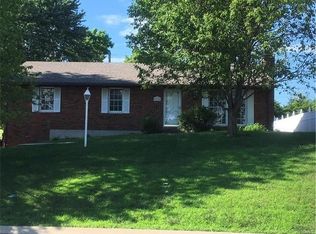 16 Settlers Trl, Hannibal, MO 63401
