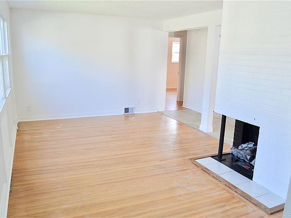 2nd image of 166 Rosemont Ave
