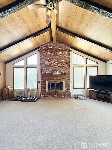 2nd image of 522 Golden Street