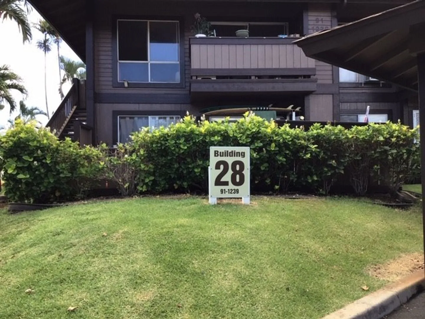 Palm Villas Townhouse - Ground Floor Unit - 2 bedroom, 1.5 bath, 2 parking - Avail 10/1/26 — Photo 1