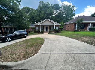 1013 Dickenson Ave, Mobile, AL 36609