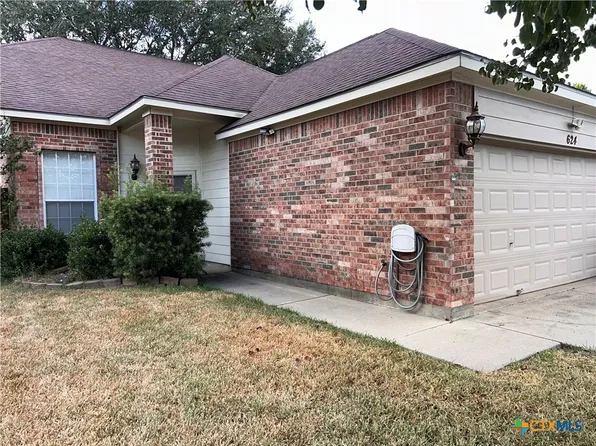 624 Pennsylvania Ave, Victoria, TX 77904