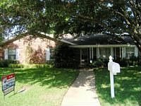 2nd image of 1814 Elm Crest Dr