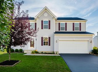 5651 Shellbark St, Groveport, OH 43125