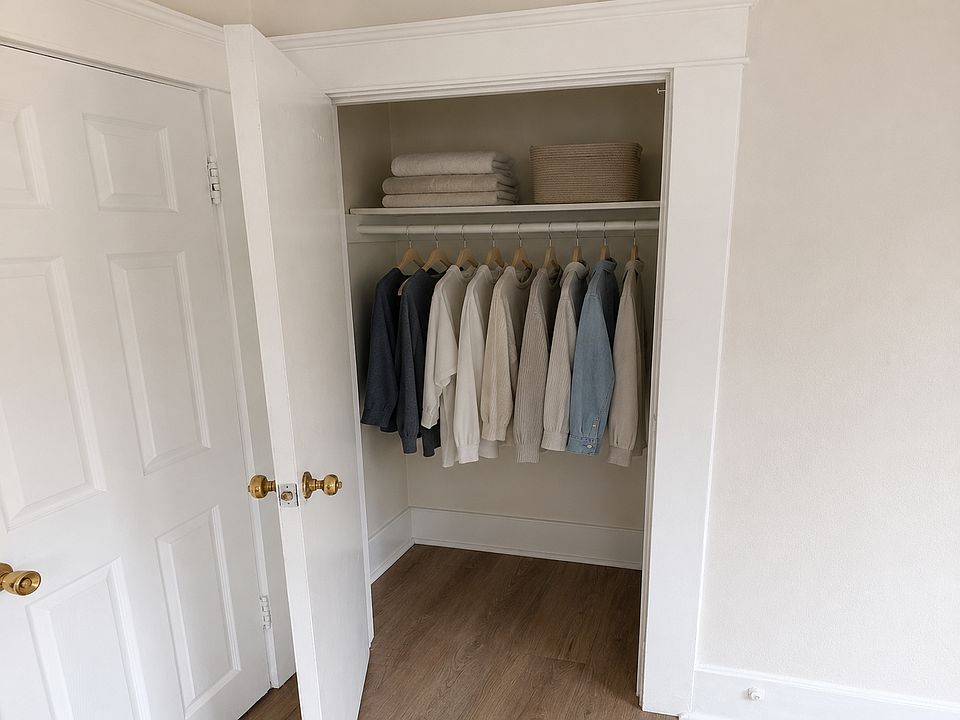 1st image of 859 N Wilton Pl #1