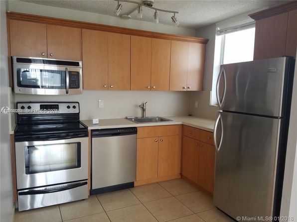 1801 S Treasure Dr APT 417