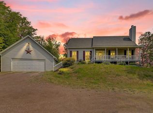 54 Maple Hill Dr, Grand Marais, MN 55604