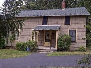 5337 Hinman Rd, Lockport, NY 14094