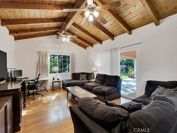 4th image of 9414 Donna Ave