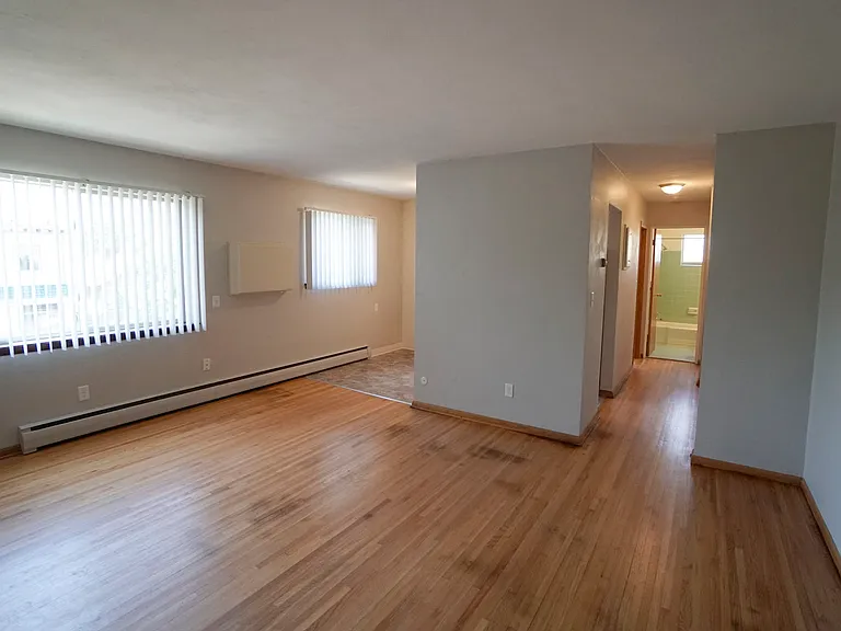 Como Lake Estates — Photo 15