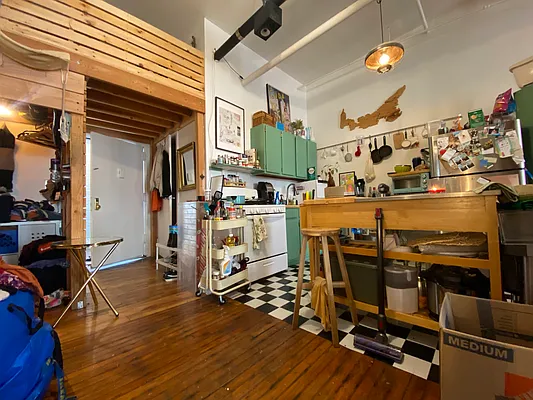 Rented by Nooklyn NYC LLC | media 20