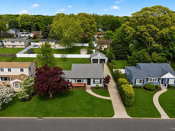 4th image of 1413 Peters Boulevard
