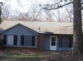 538 Huntsmoor Dr, Charlotte, NC 28217