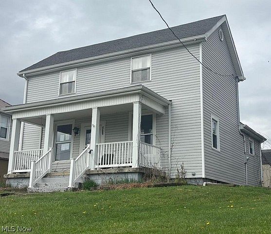 1st image of 409 2nd St