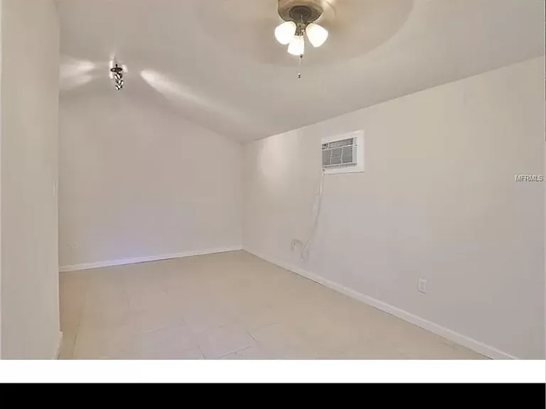 E Mulberry Dr — Photo 5