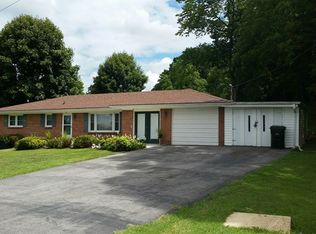 140 Millstone Dr, Bristol, VA 24201