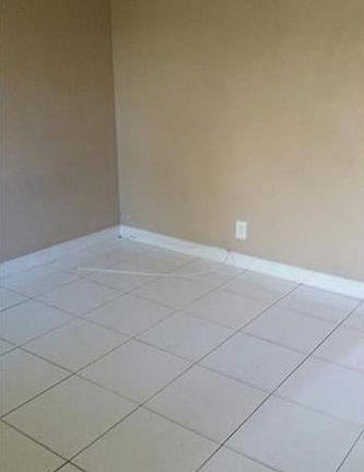 4th image of 344 SE 11th Ave #7