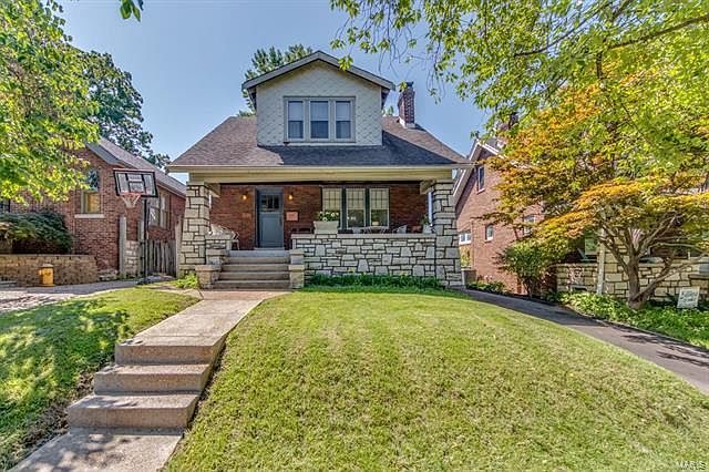 1st image of 7574 Warner Ave