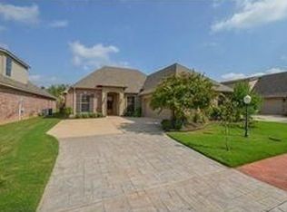 784 Dumaine Dr, Bossier City, LA 71111