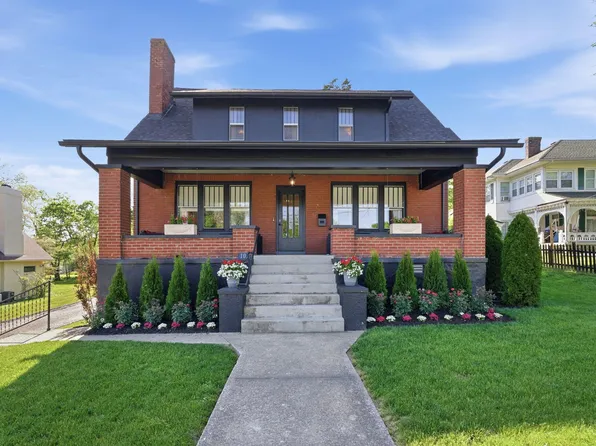 105 Danville Ave, Stanford, KY 40484