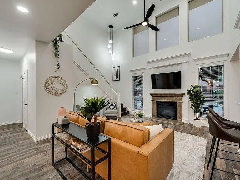3933 Wisteria Ln — Photo 13