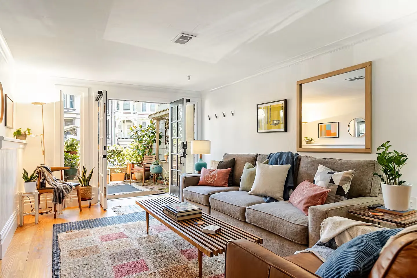 2 bed, 1150 sqft, $7,250 — Photo 4