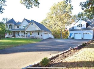 15 Ryder Ct, Stony Pt, NY 10980