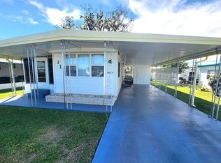 35204 Ada Ave, Zephyrhills, FL 33541