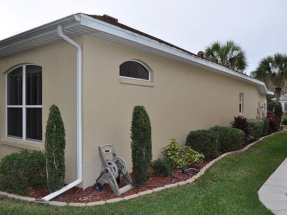 3rd image of 5136 Aurora Dr