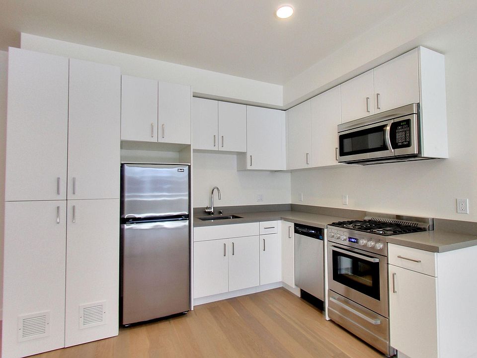 1st image of 950 Natoma St