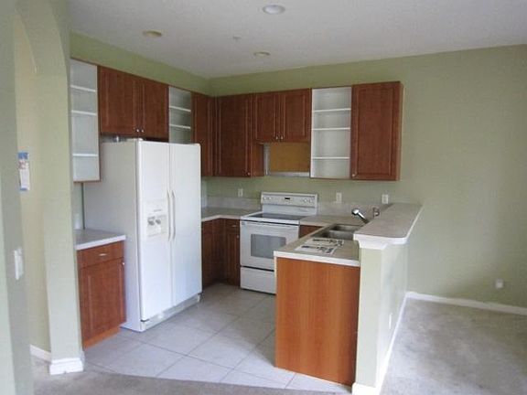3rd image of 4333 Cotswold Hills Dr