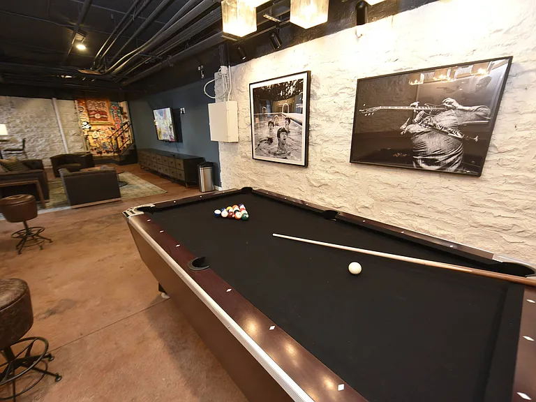 Billiards & Clubhouse