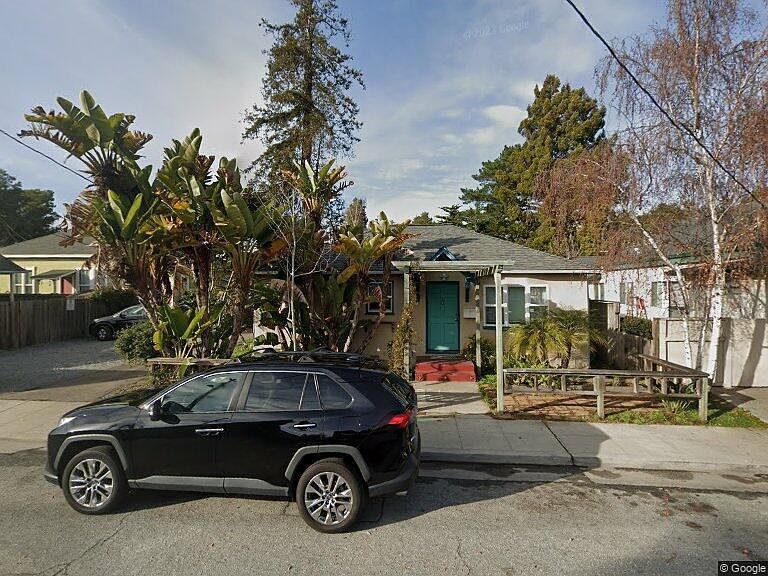 1st image of 209 Lemos Ave